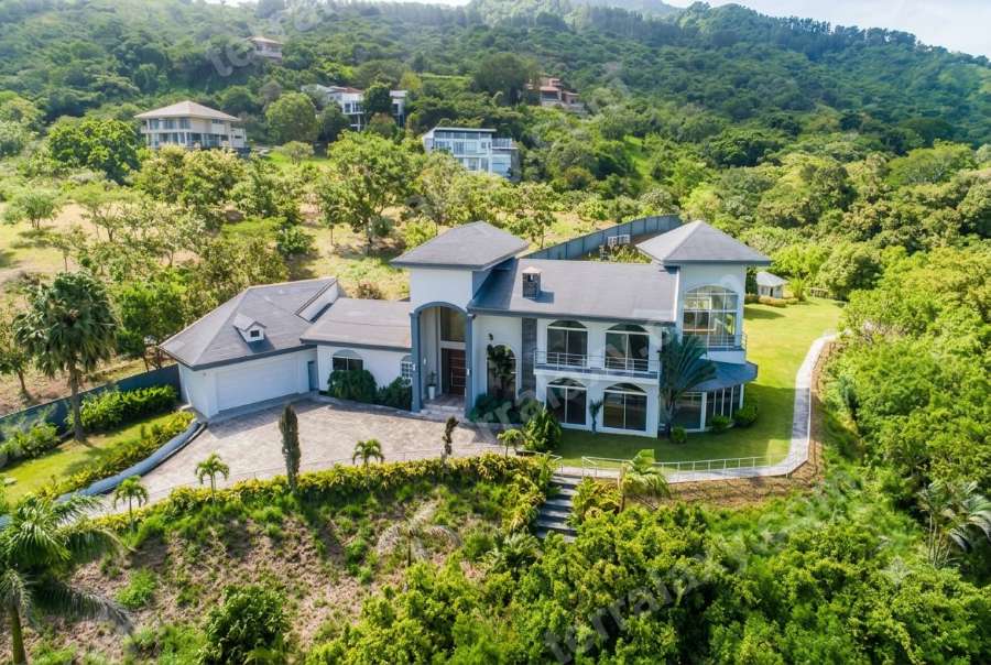 Casa en exclusivo Residencial en Trinidad de Mora