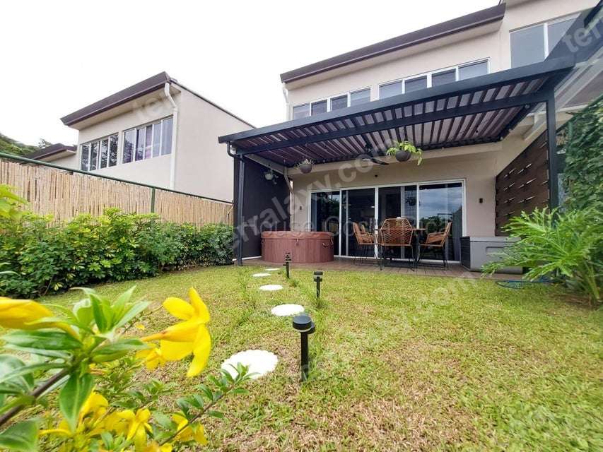 Venta de Casa en Mora-Colón. RAH 27-79