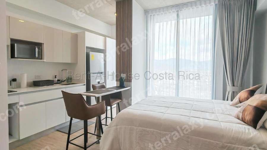 Alquiler de Apartamento AMUEBLADO en Torre Escalante, San José. RAH 26-2034