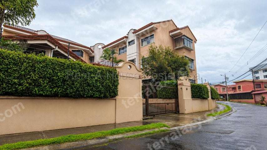 Venta de Apartamento en Lourdes de San Pedro, Montes de Oca. RAH 27-497