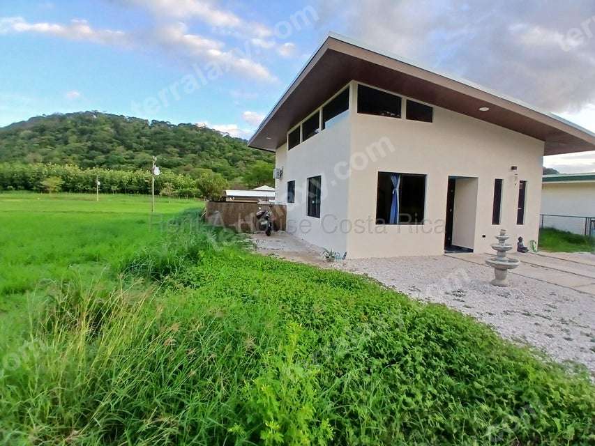 Alquiler de Casa en Condominio Brisas de la Sabana, Nicoya. RAH 27-343