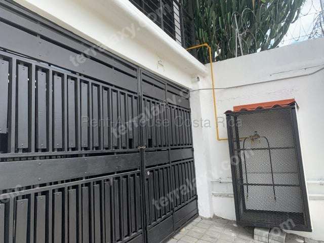 Venta de Edificio en Rohrmoser. RAH 27-722