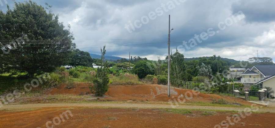 Hermoso Lote en Paraíso