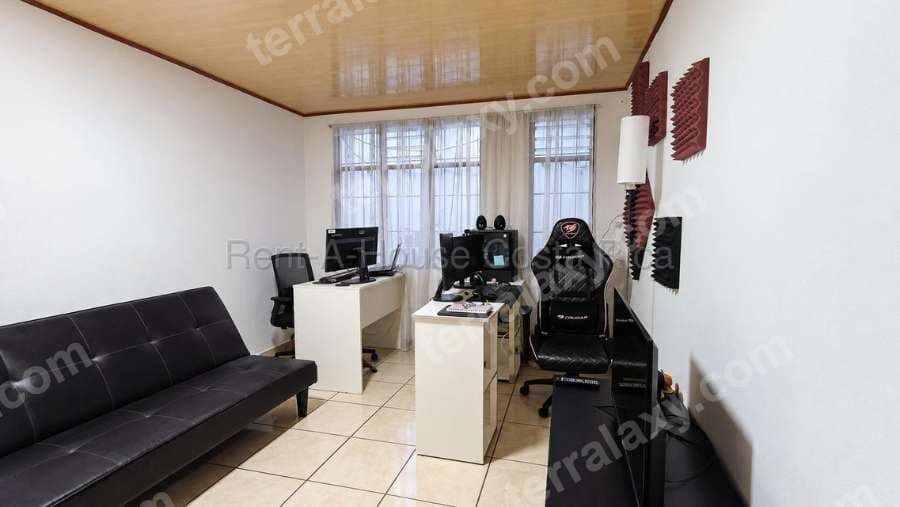 VENTA DE CASA DE UNA PLANTA EN VILLAS DE AYARCO