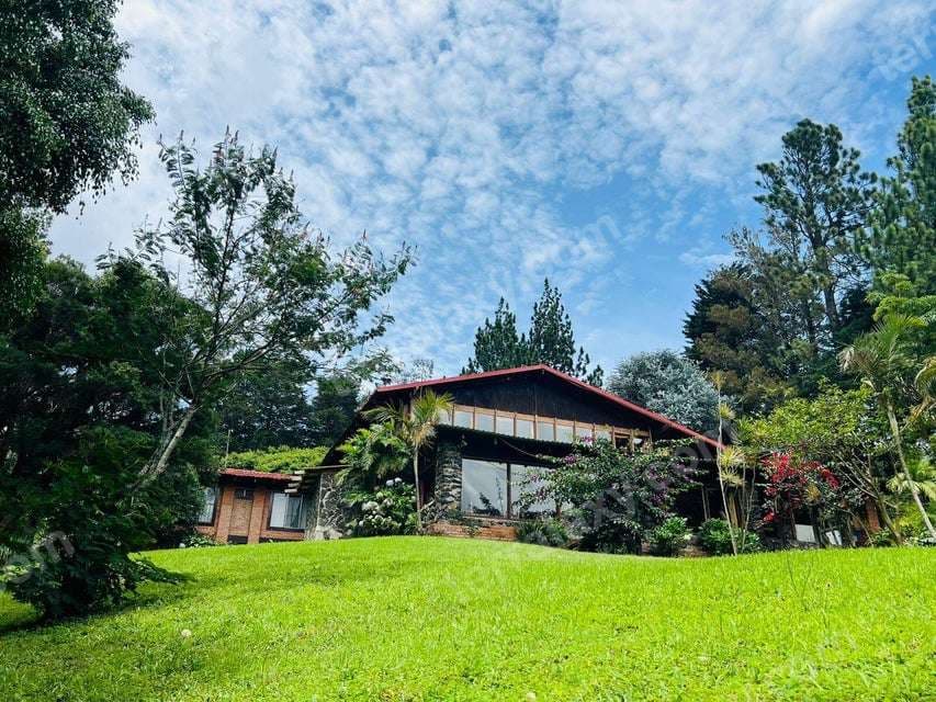 Venta de Hotel en Barva San José de La Montaña. RAH 27-189