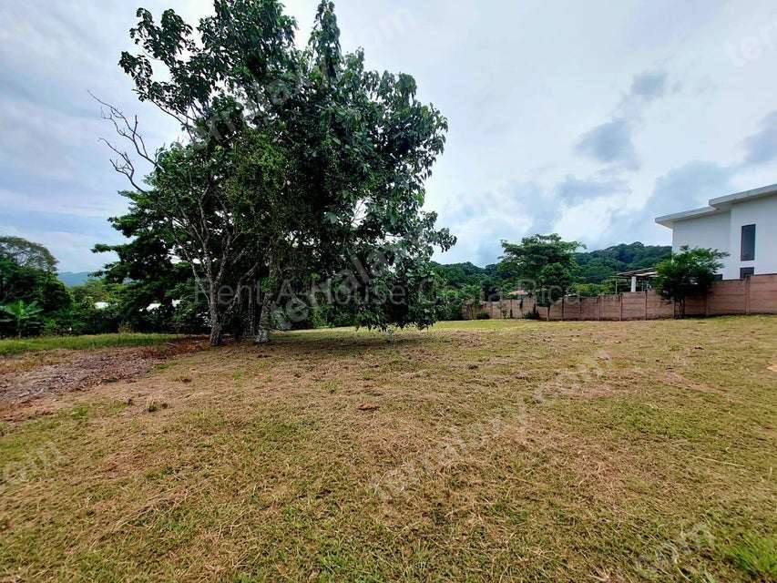 Venta de Lote en Mora-Colón. RAH 27-384