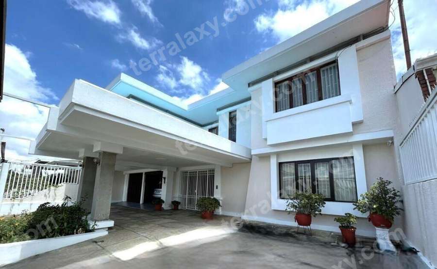 Venta de Casa en Alajuela. RAH 27-386
