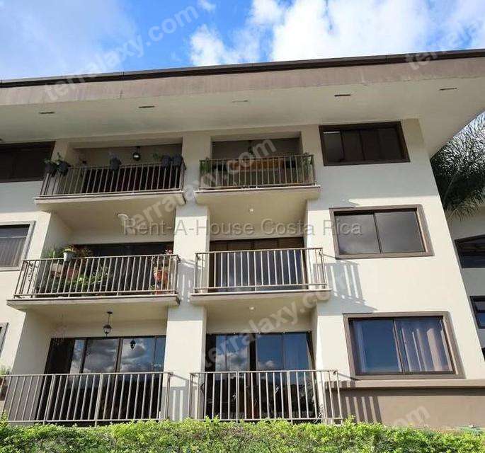 Alquiler de Apartamento en Lomas de Ayarco Sur-Curridabat. RAH 26-2179