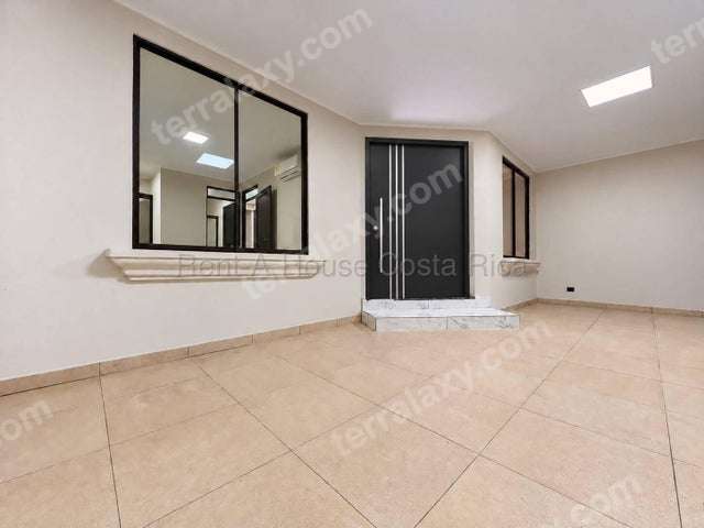 Venta de Casa en El Coyol de Alajuela. RAH 27-897