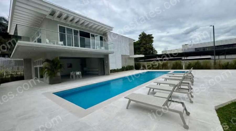 Apartamento en Torre Uruka Point