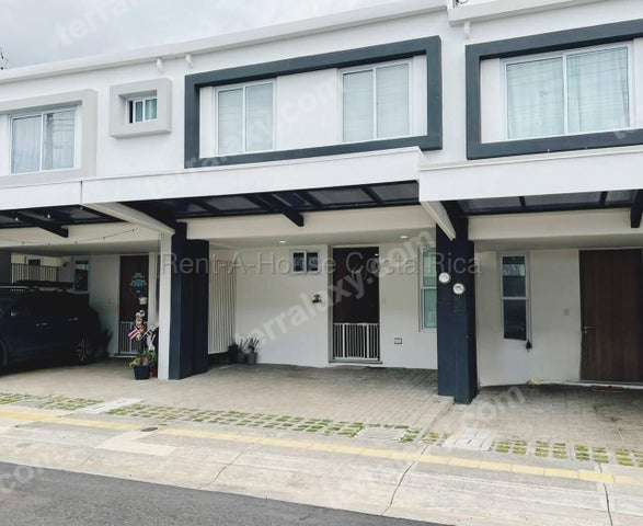 Venta de Casa Moderna en San Pablo de Heredia. RAH 27-714