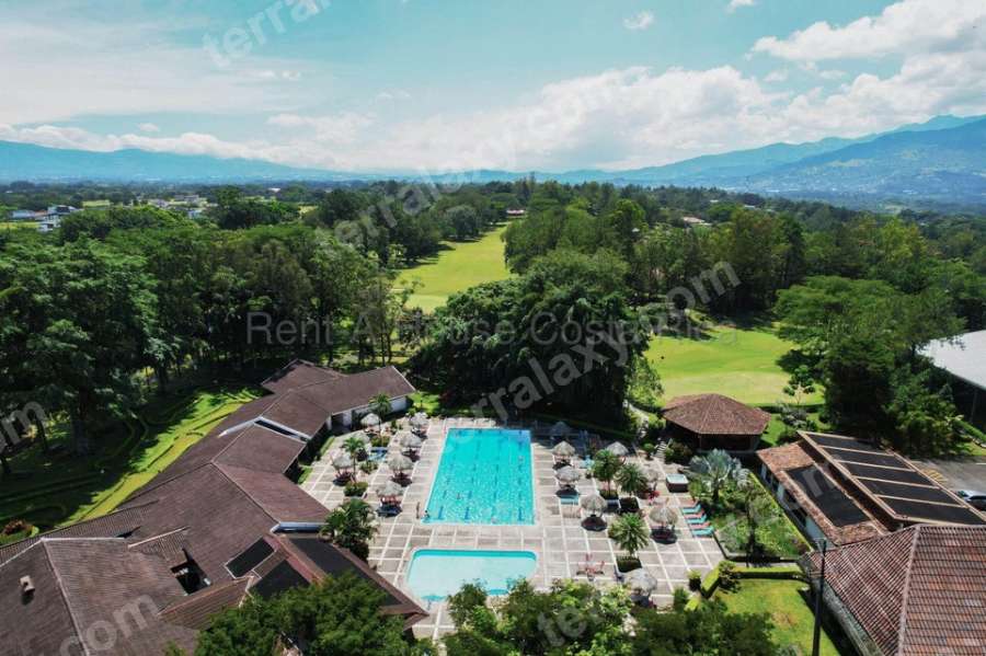 Venta de Espectacular Lote en Hacienda Los Reyes, en La Guácima de Alajuela. RAH 26-1858