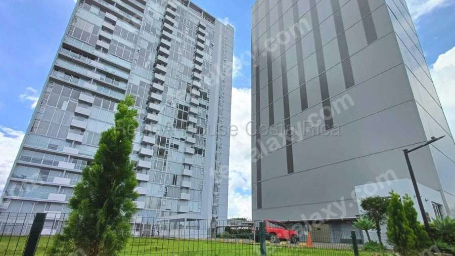 Venta de Apartamento en IFreses-Curridabat. RAH 26-2183