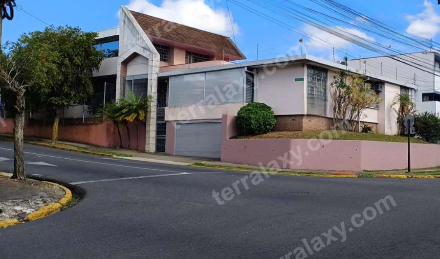Venta de Casa en Francisco Peralta, San José. RAH 26-653