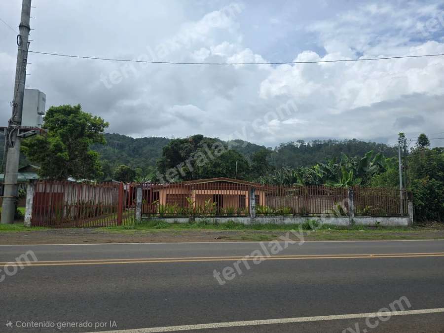 VENDO CASA + TERRENO EN TURRIALBA-CARTAGO.