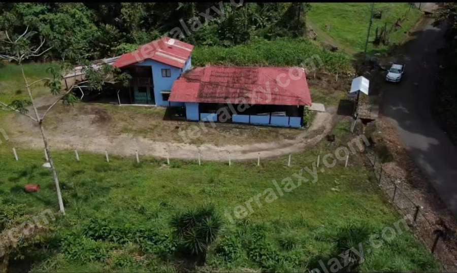 VENDO TERRENO CON USO DE SUELO MIXTO EN TURRIALBA-CARTAGO.