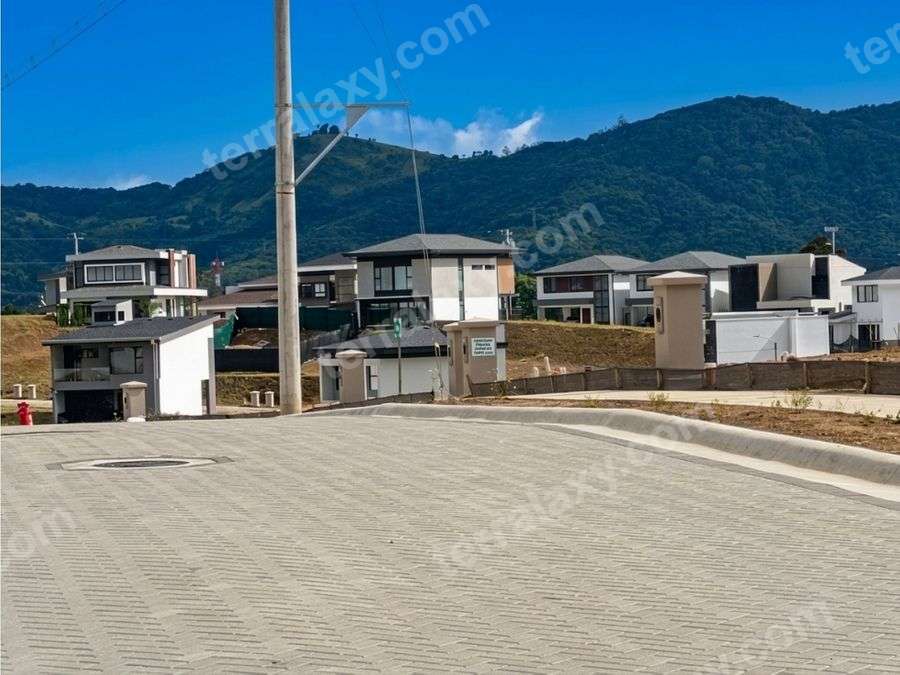 Venta de lote en condominio en Cartago, Tres Ríos.
